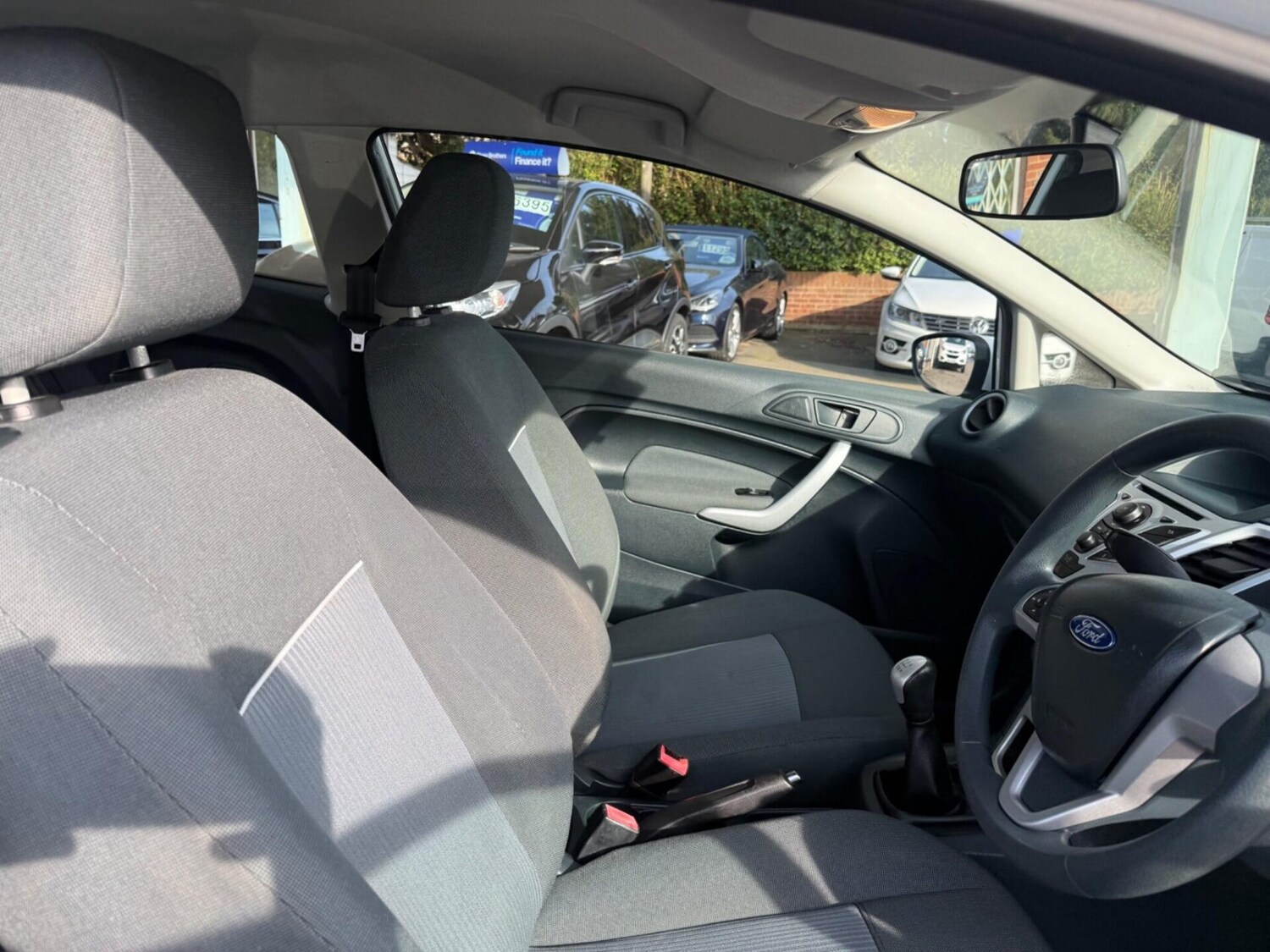 Used Ford Fiesta 2011 for sale - 77967718: Photo 24