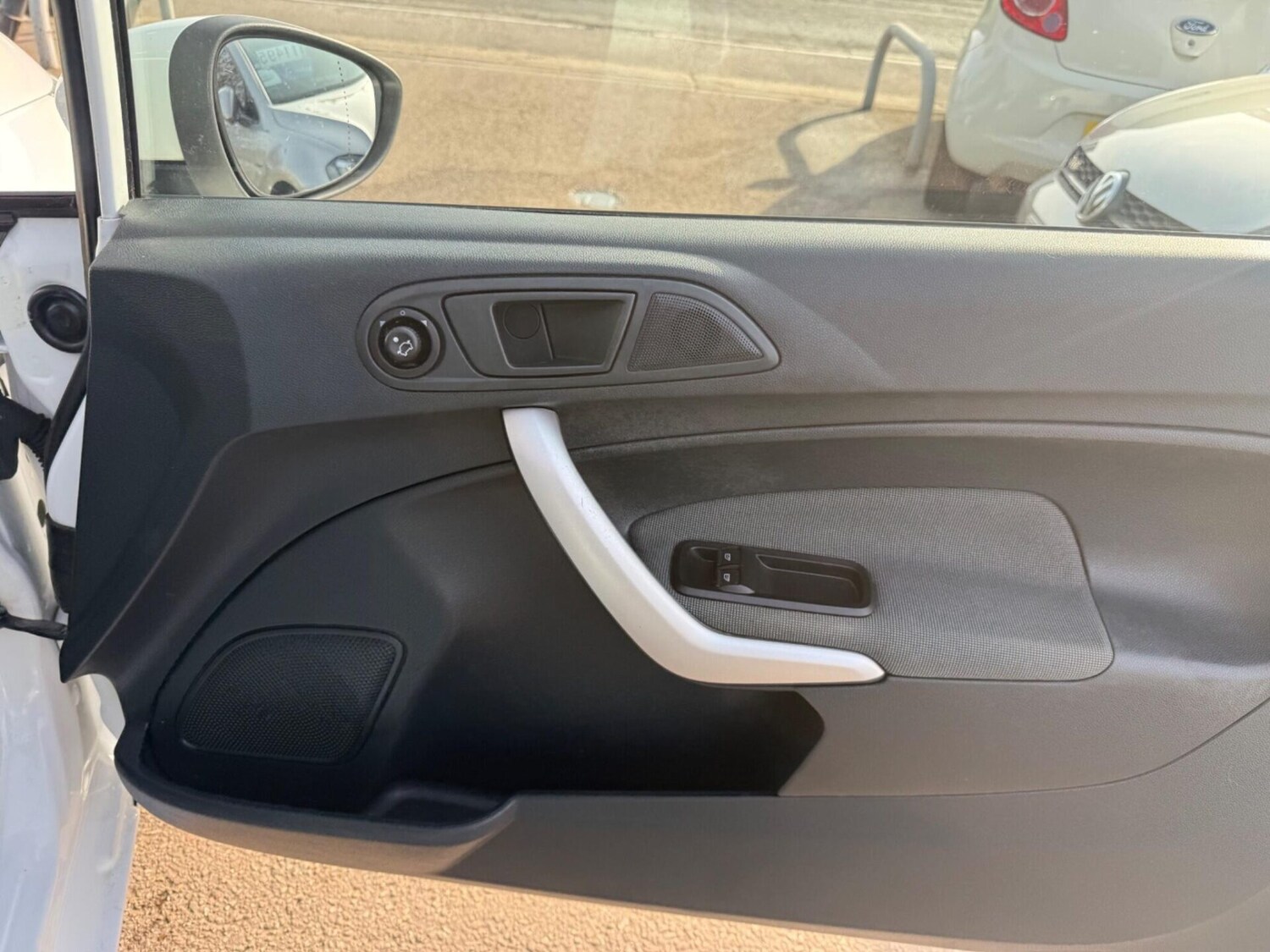 Used Ford Fiesta 2011 for sale - 77967718: Photo 29