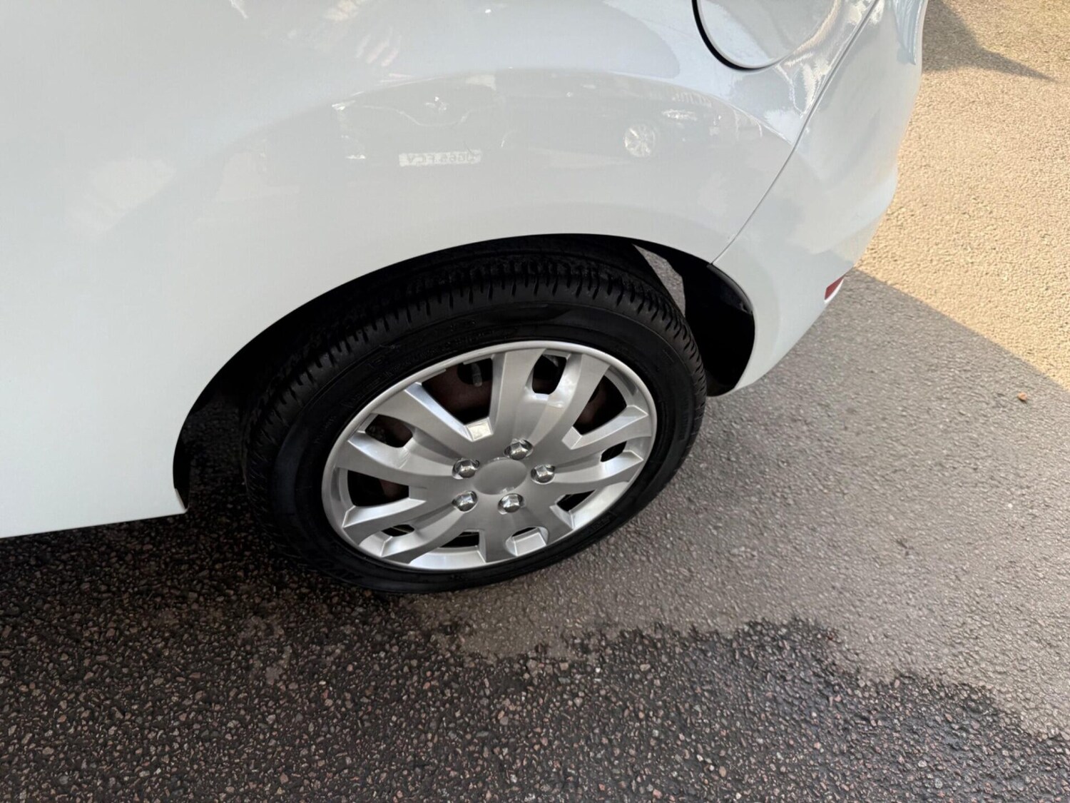 Used Ford Fiesta 2011 for sale - 77967718: Photo 30