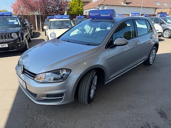 Used Volkswagen Golf 2015 for sale - 78355778: Photo