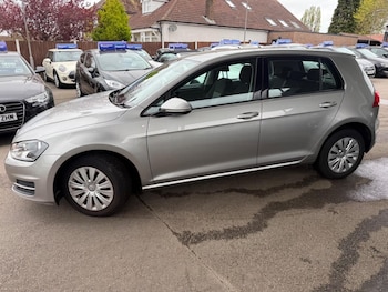 Used Volkswagen Golf 2015 for sale - 78253678: Photo