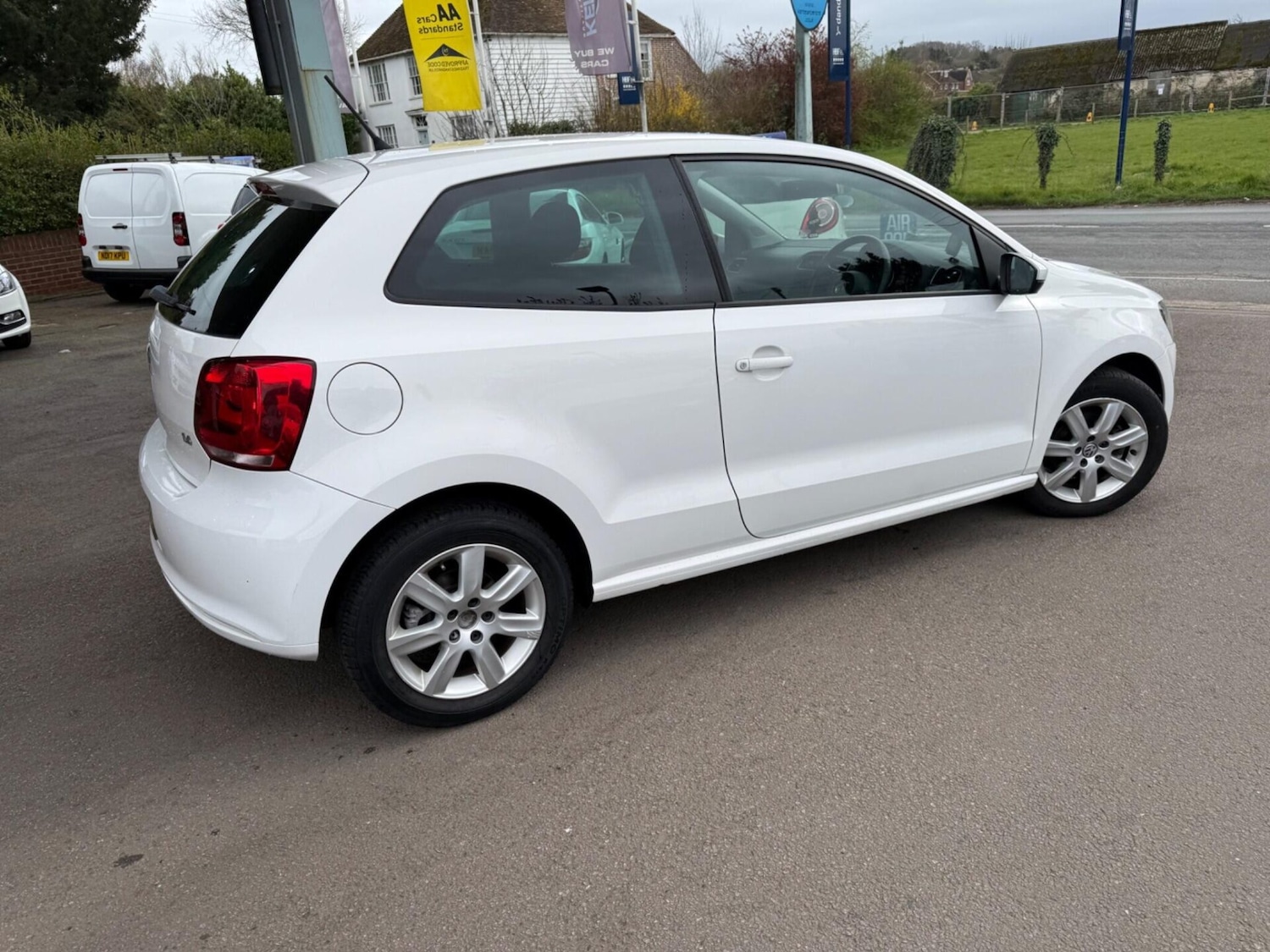 Used Volkswagen Polo 2013 for sale - 78001641: Photo 4