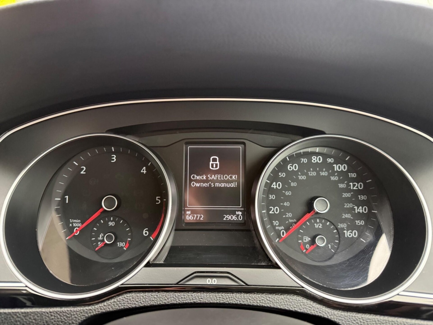 Used Volkswagen Passat 2015 for sale - 77989538: Photo 30