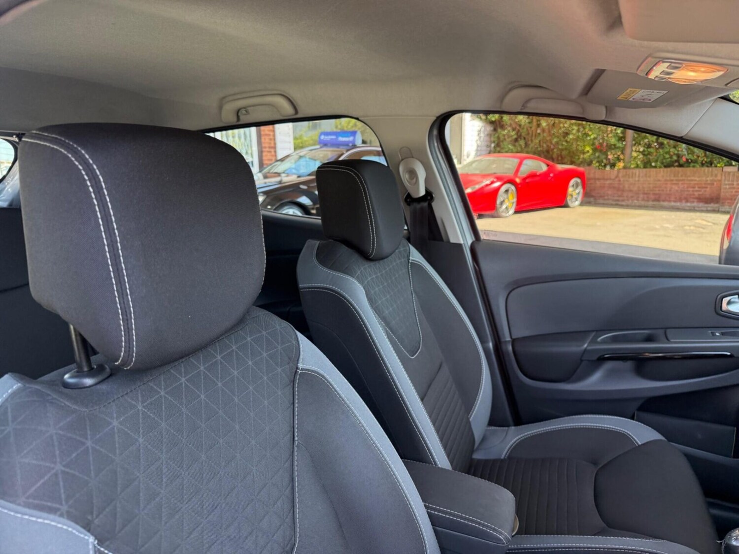 Used Renault Clio 2016 for sale - 78164583: Photo 18