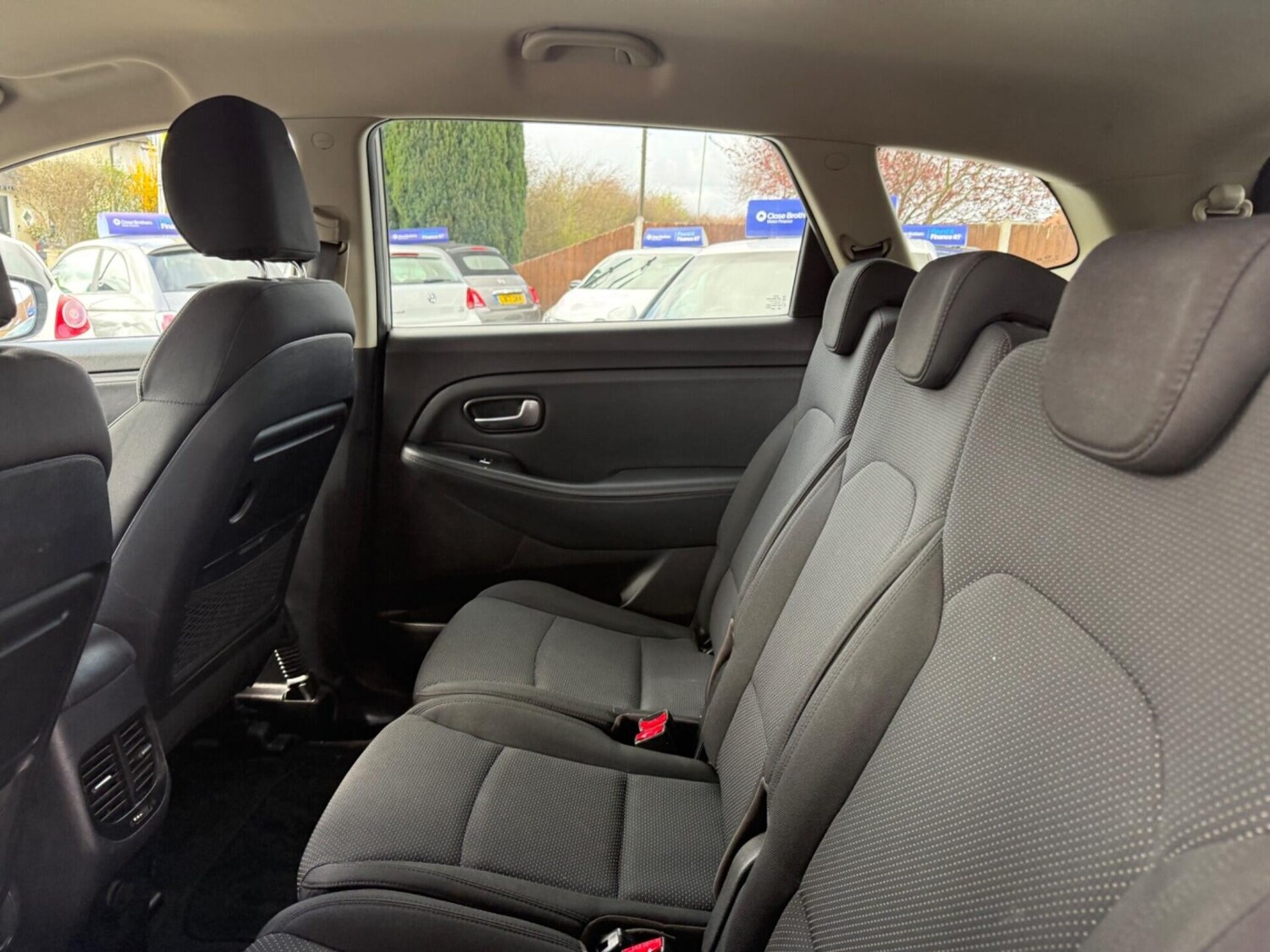 Used Kia Carens 2016 for sale - 77932737: Photo 25