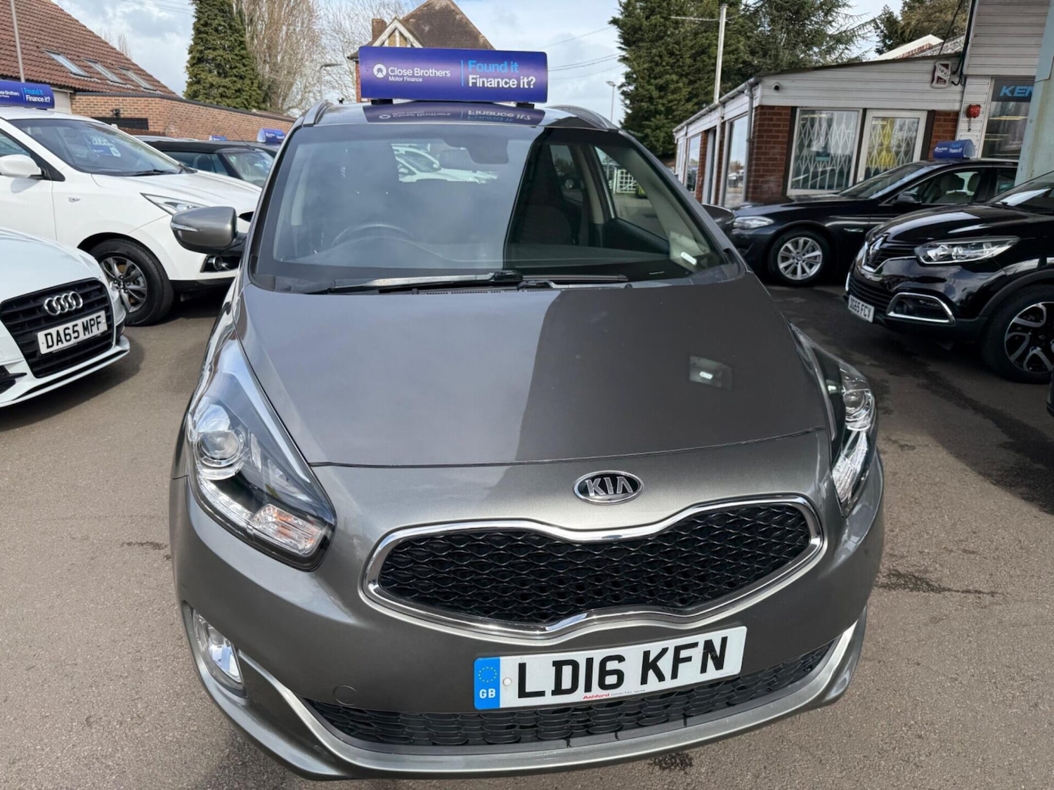 Used Kia Carens 2016 for sale - 77932737: Photo 9