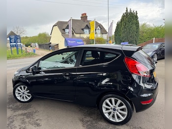 Used Ford Fiesta 2015 for sale - 78225734: Photo