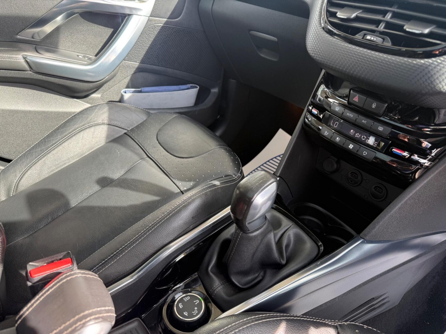 Used Peugeot 2008 2013 for sale - 78201606: Photo 17