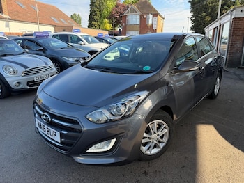 Used Hyundai i30 2016 for sale - 78552662: Photo