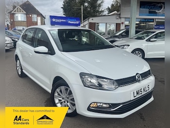 Used Volkswagen Polo 2015 for sale - 78077993: Photo