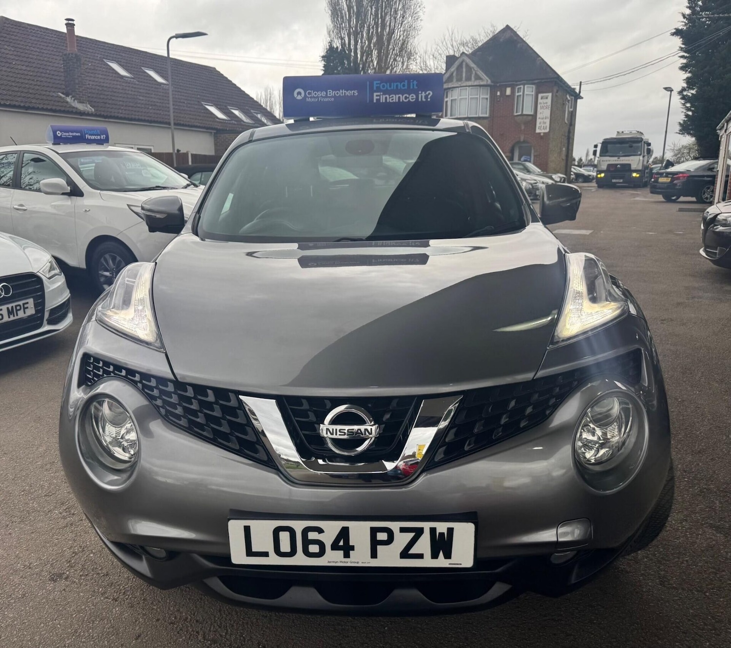 Used Nissan Juke 2015 for sale - 77932748: Photo 2