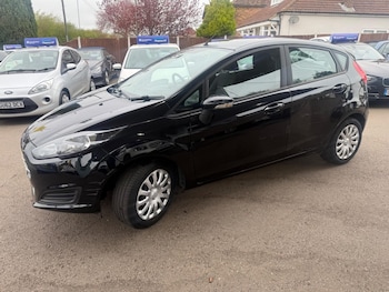 Used Ford Fiesta 2015 for sale - 78513162: Photo