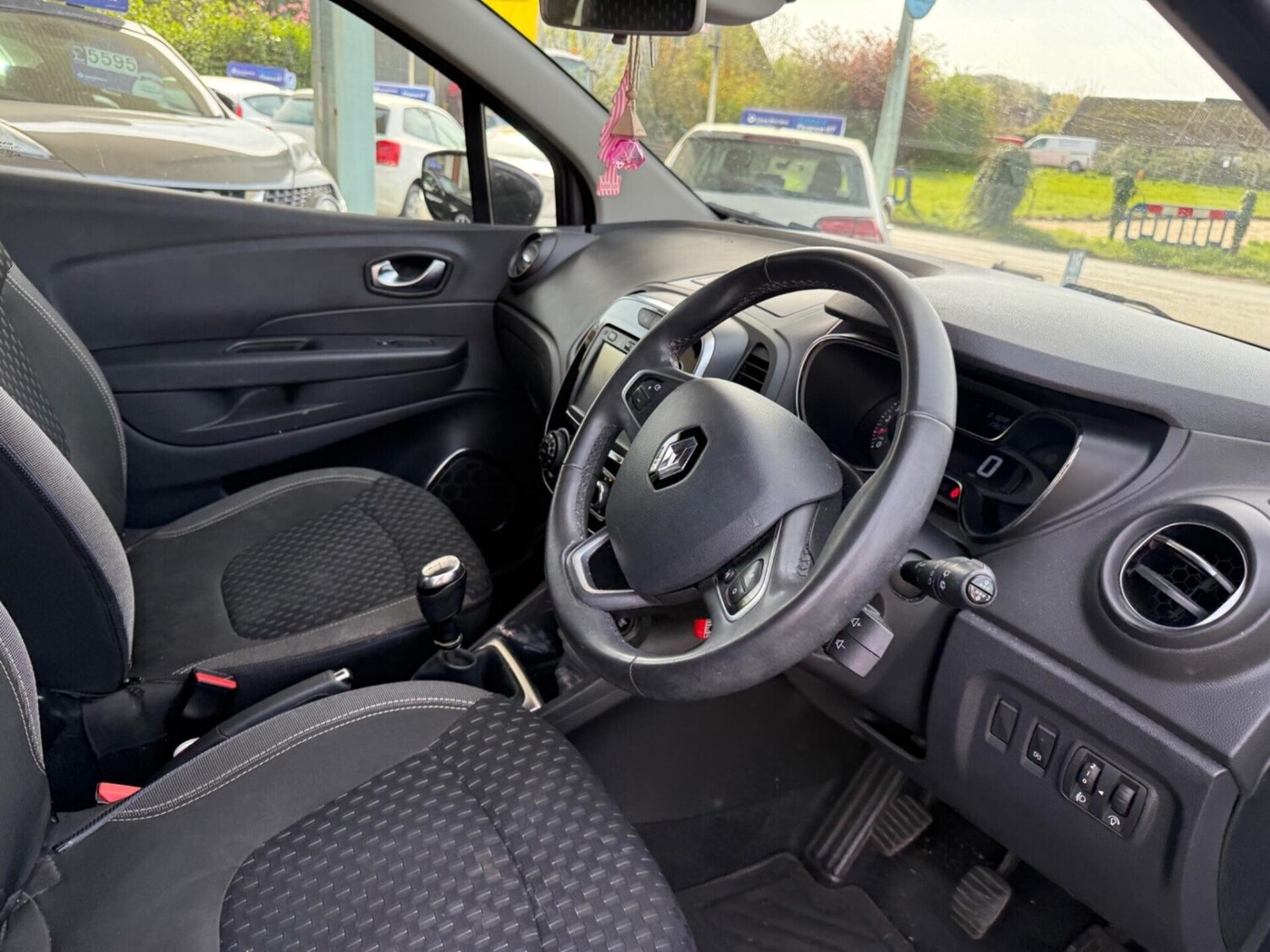 Used Renault Captur 2017 for sale - 78179410: Photo 11