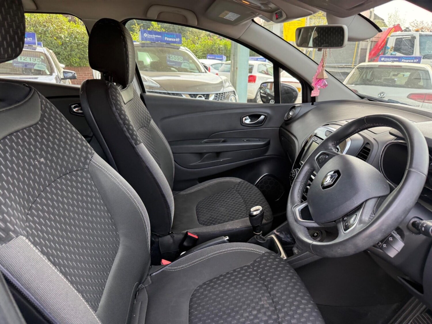 Used Renault Captur 2017 for sale - 78179410: Photo 12