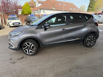 Used Renault Captur 2017 for sale - 78179410: Photo