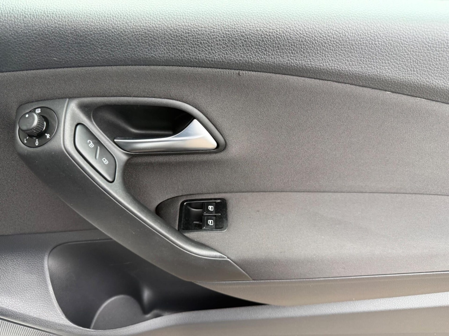 Used Volkswagen Polo 2013 for sale - 78122866: Photo 27