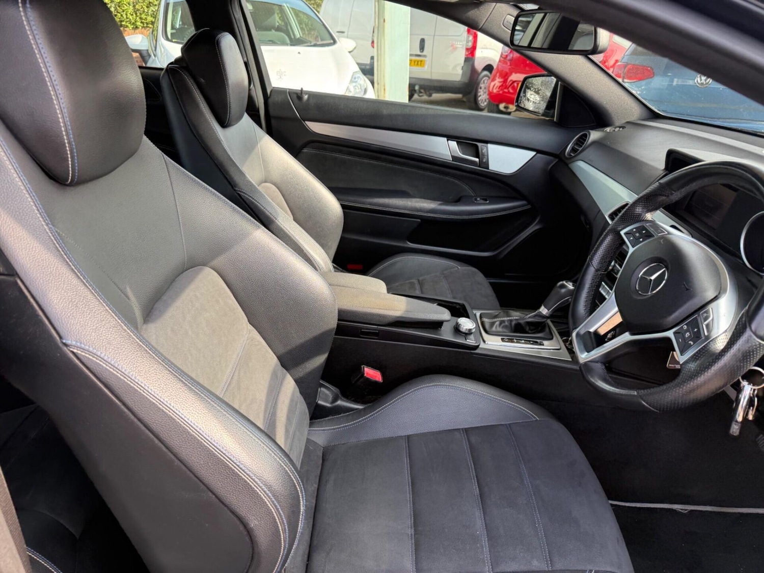 Used Mercedes-Benz C Class 2014 for sale - 77967714: Photo 10