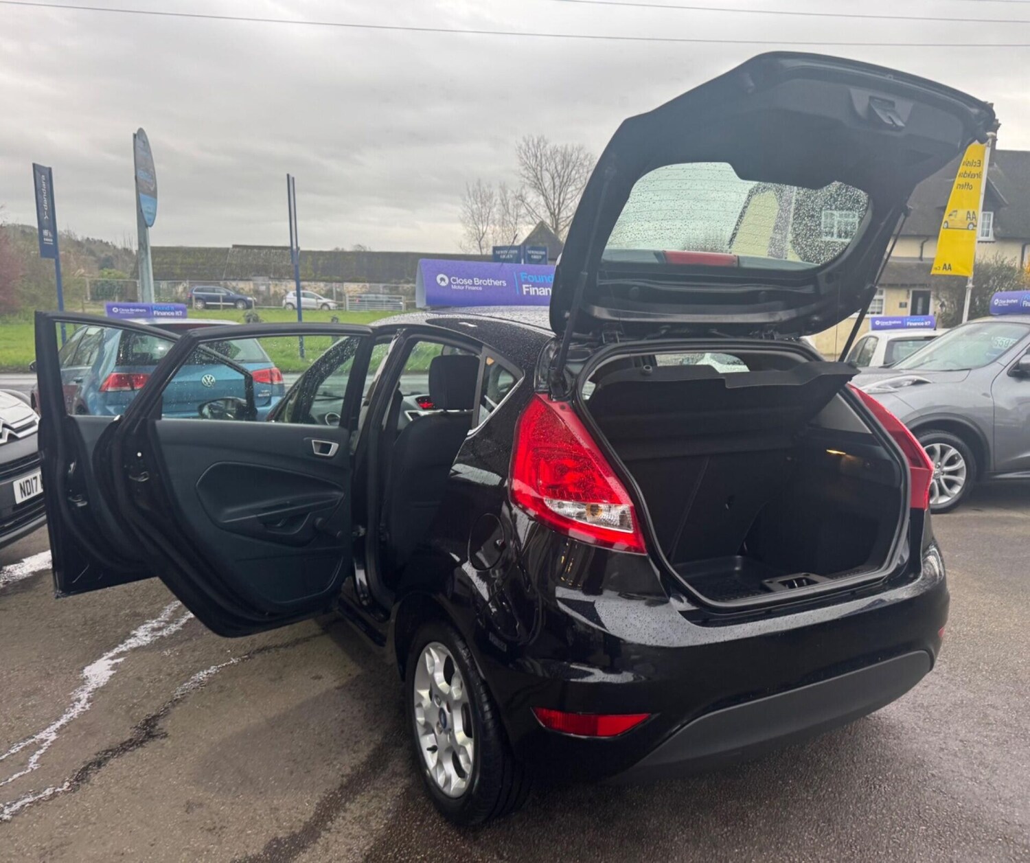 Used Ford Fiesta 2012 for sale - 77932738: Photo 33