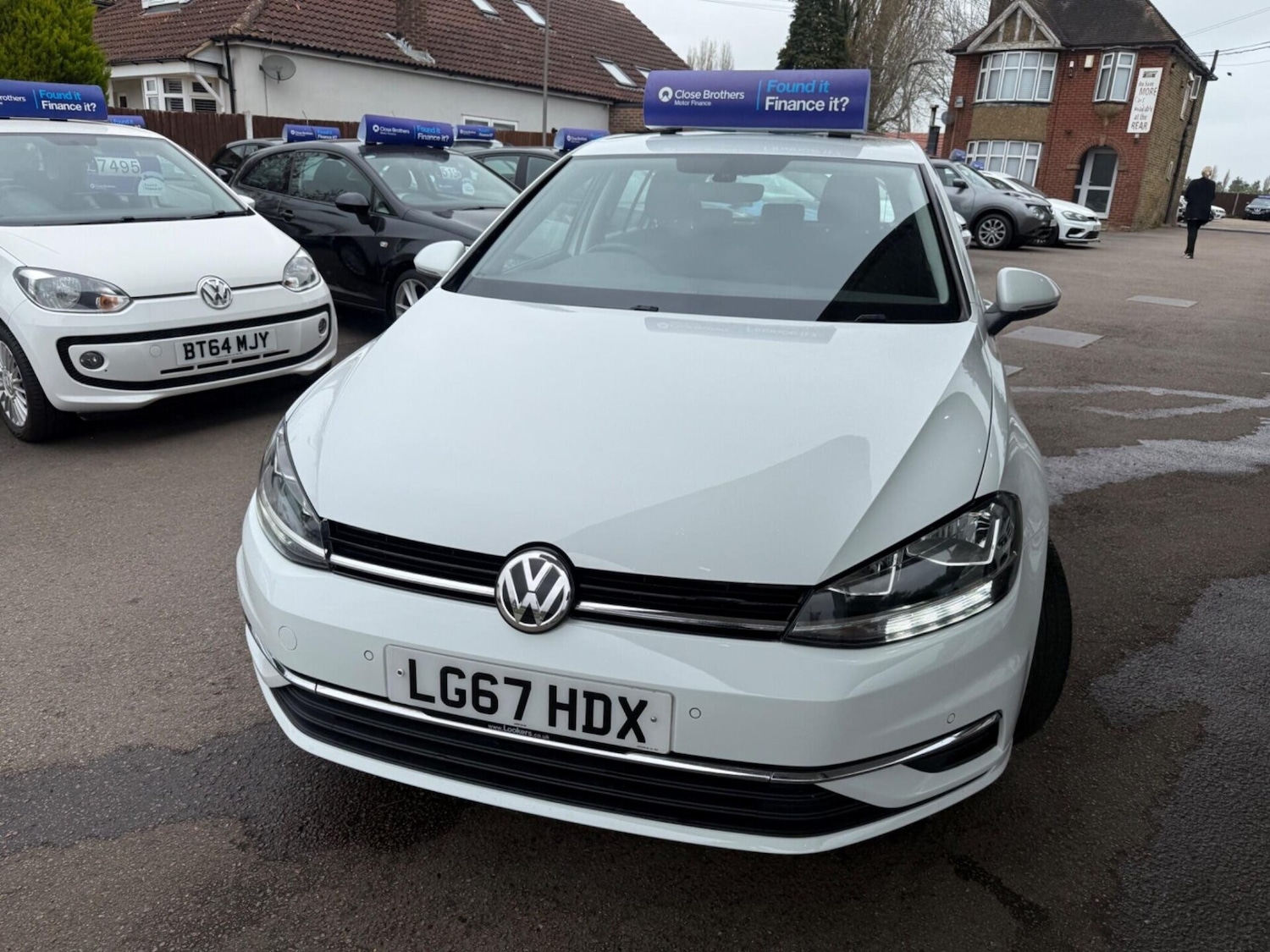Used Volkswagen Golf 2017 for sale - 78164585: Photo 2