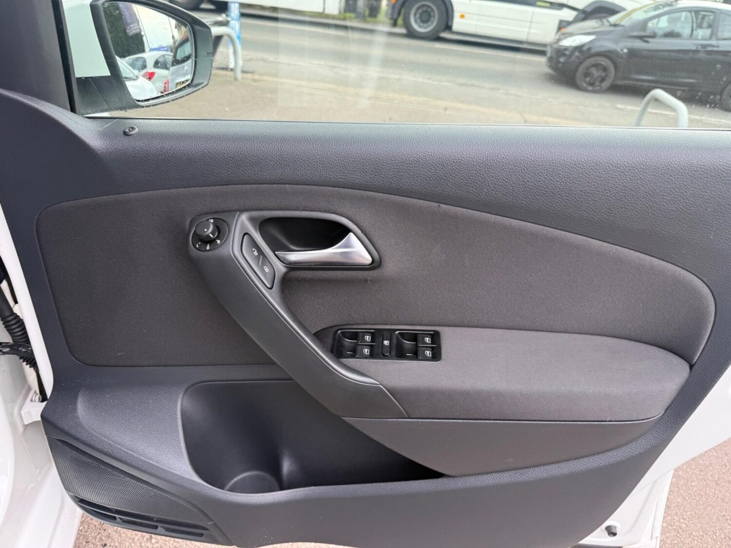 Used Volkswagen Polo 2013 for sale - 78097938: Photo 27