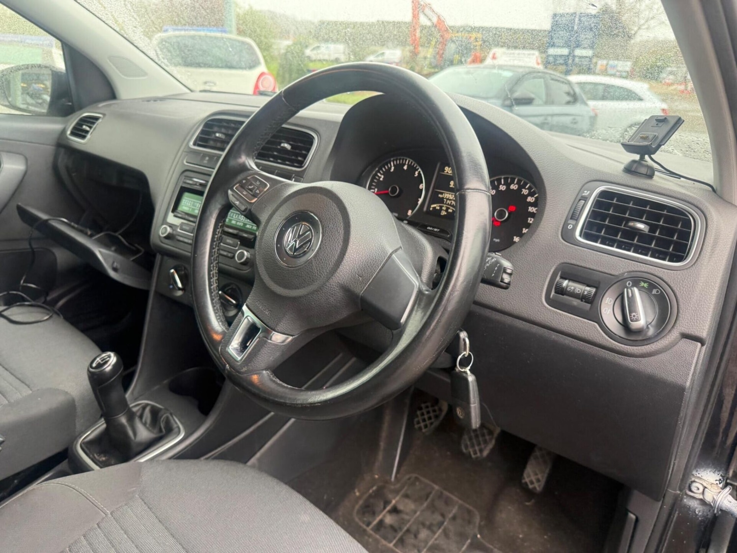 Used Volkswagen Polo 2012 for sale - 78077987: Photo 6