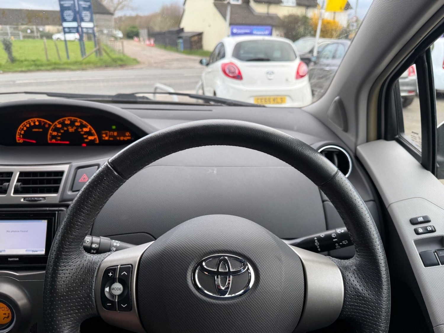 Used Toyota Yaris 2011 for sale - 78001628: Photo 12