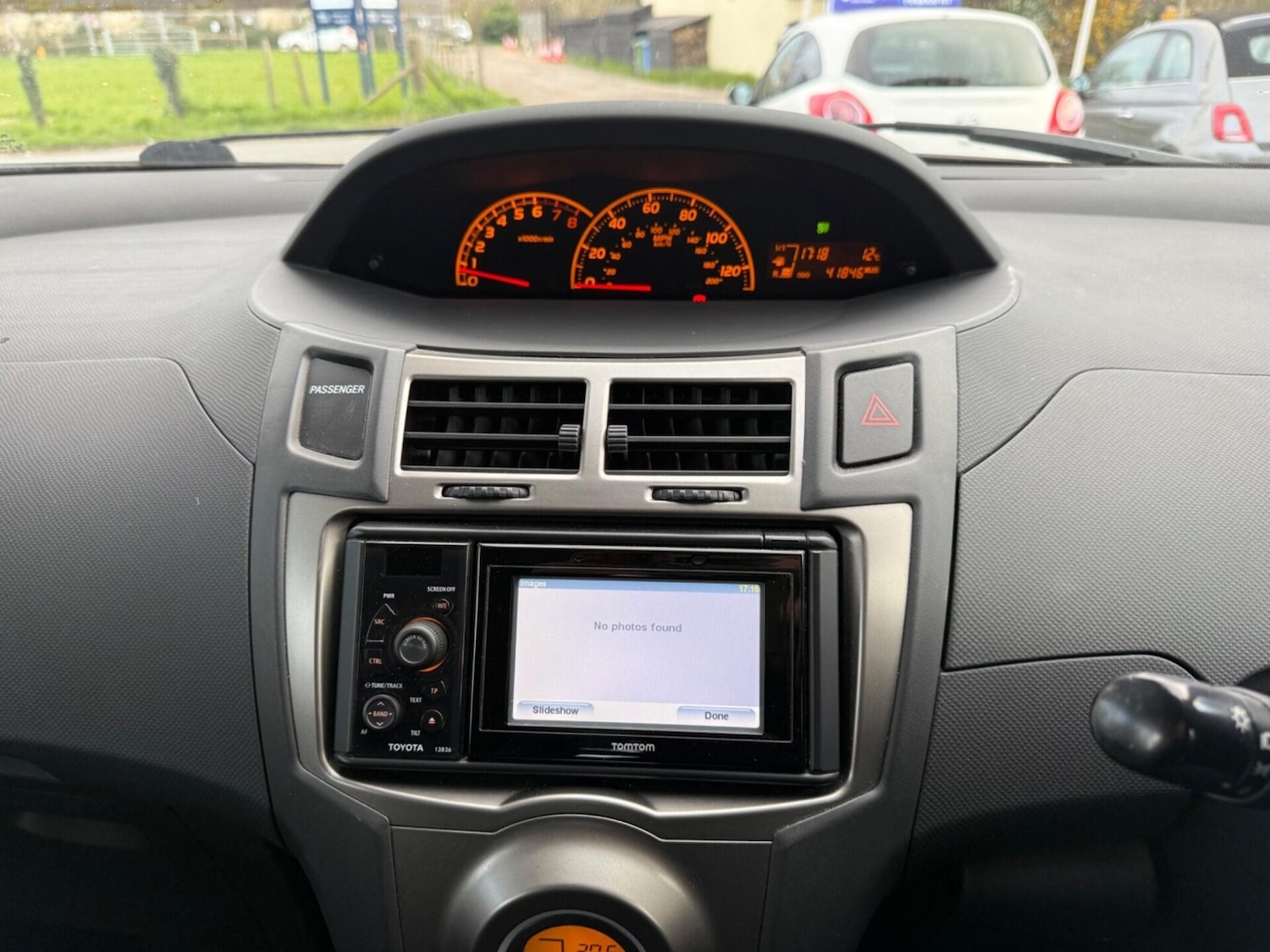 Used Toyota Yaris 2011 for sale - 78001628: Photo 8