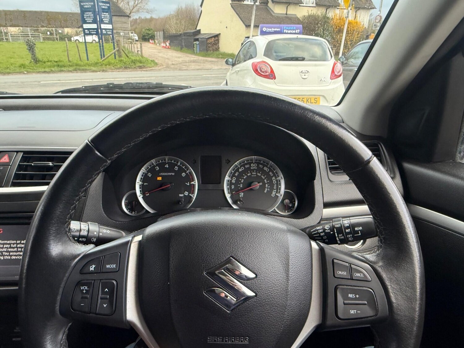 Used Suzuki Swift 2015 for sale - 78001622: Photo 15