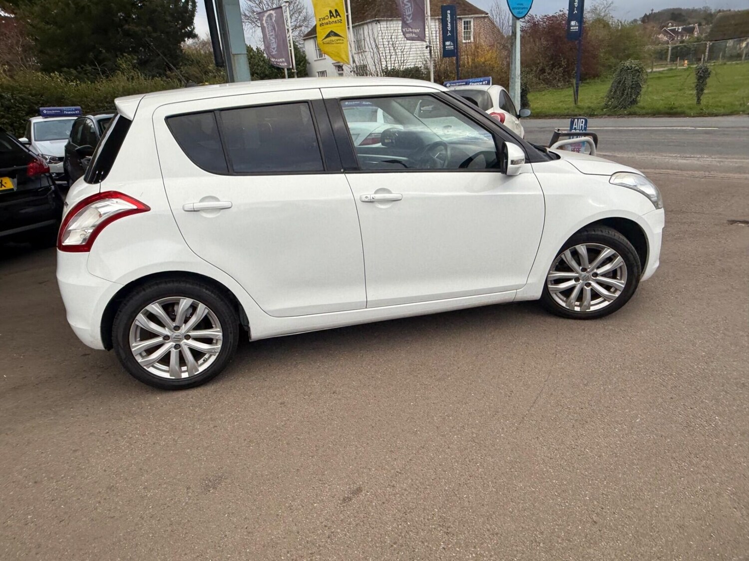 Used Suzuki Swift 2015 for sale - 78001622: Photo 6