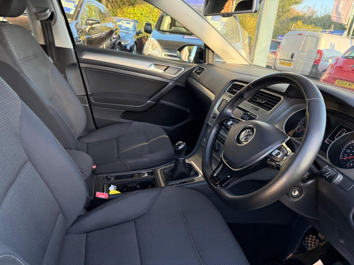 Used Volkswagen Golf 2014 for sale - 77932720: Photo 22