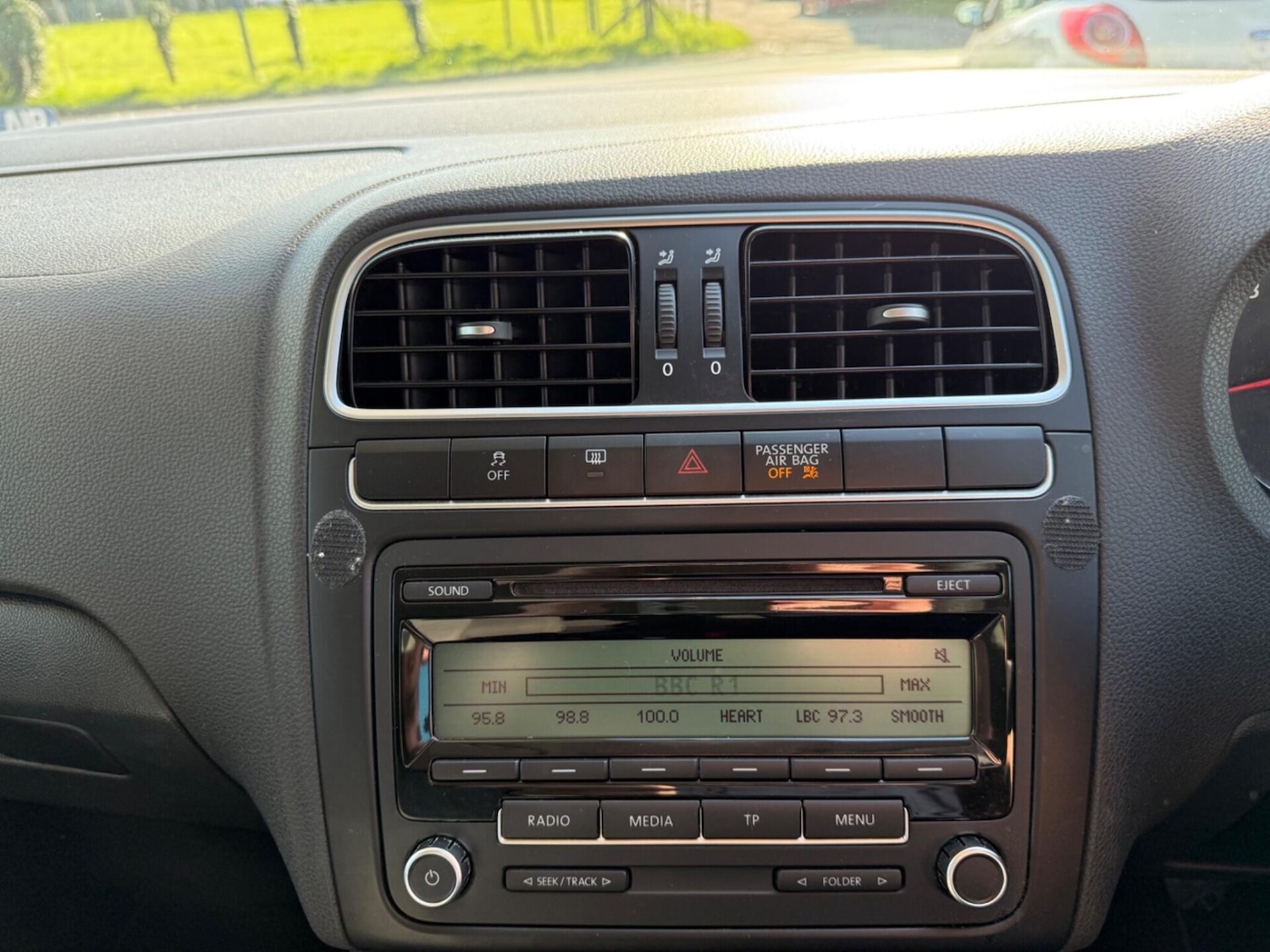 Used Volkswagen Polo 2011 for sale - 77952120: Photo 12