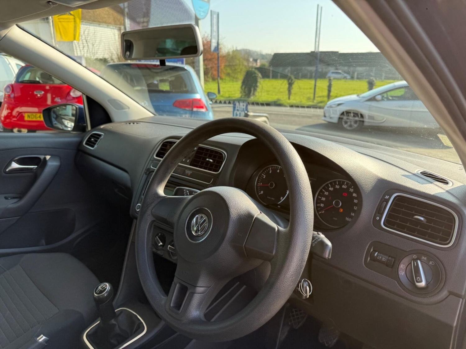 Used Volkswagen Polo 2011 for sale - 77952120: Photo 9