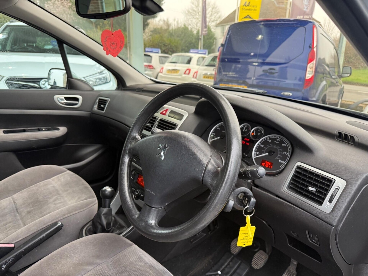 Used Peugeot 307 2005 for sale - 77932750: Photo 6