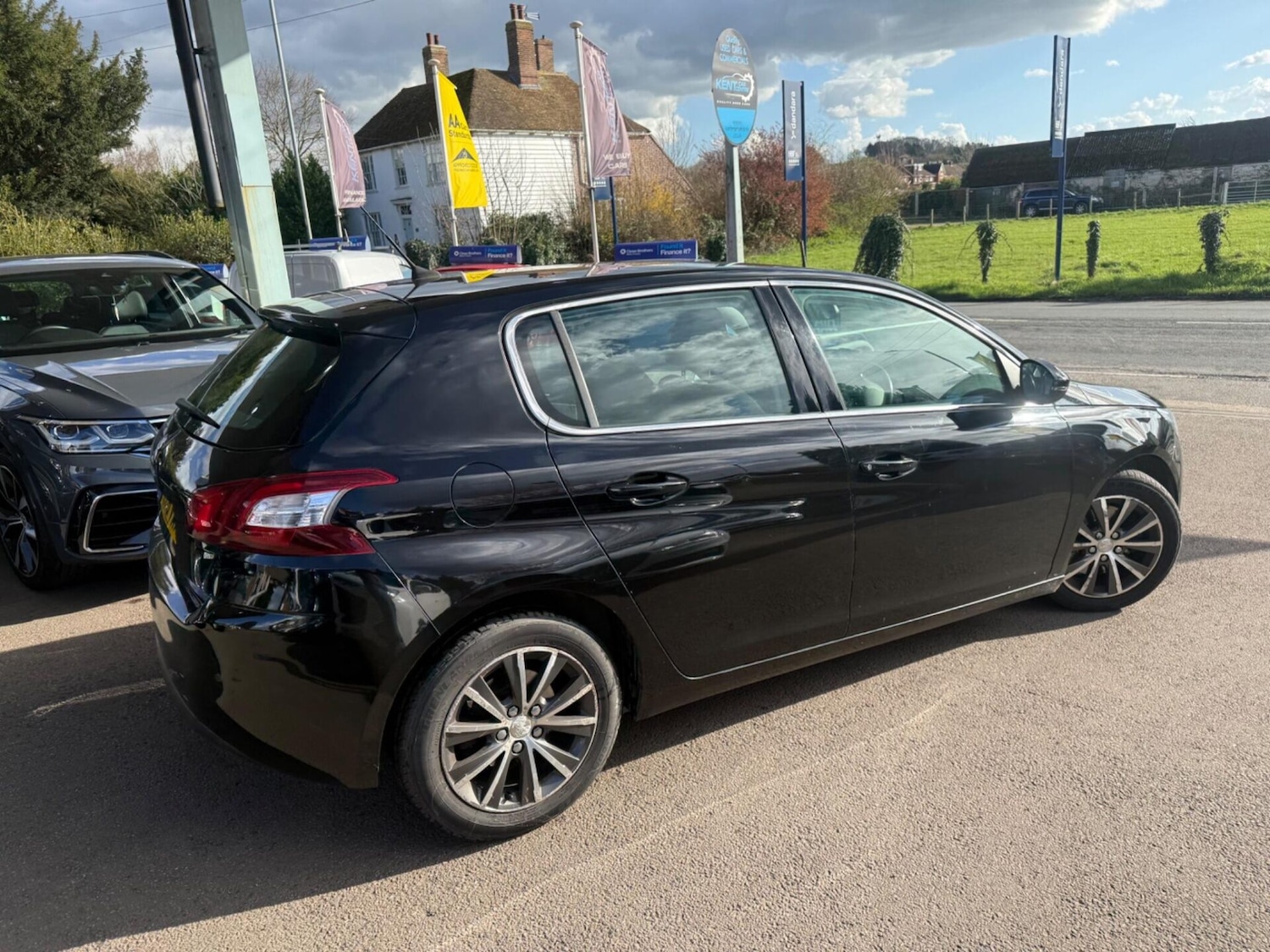 Used Peugeot 308 2016 for sale - 77932714: Photo 5