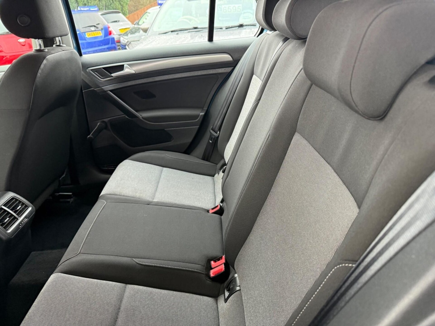 Used Volkswagen Golf 2015 for sale - 77932812: Photo 24