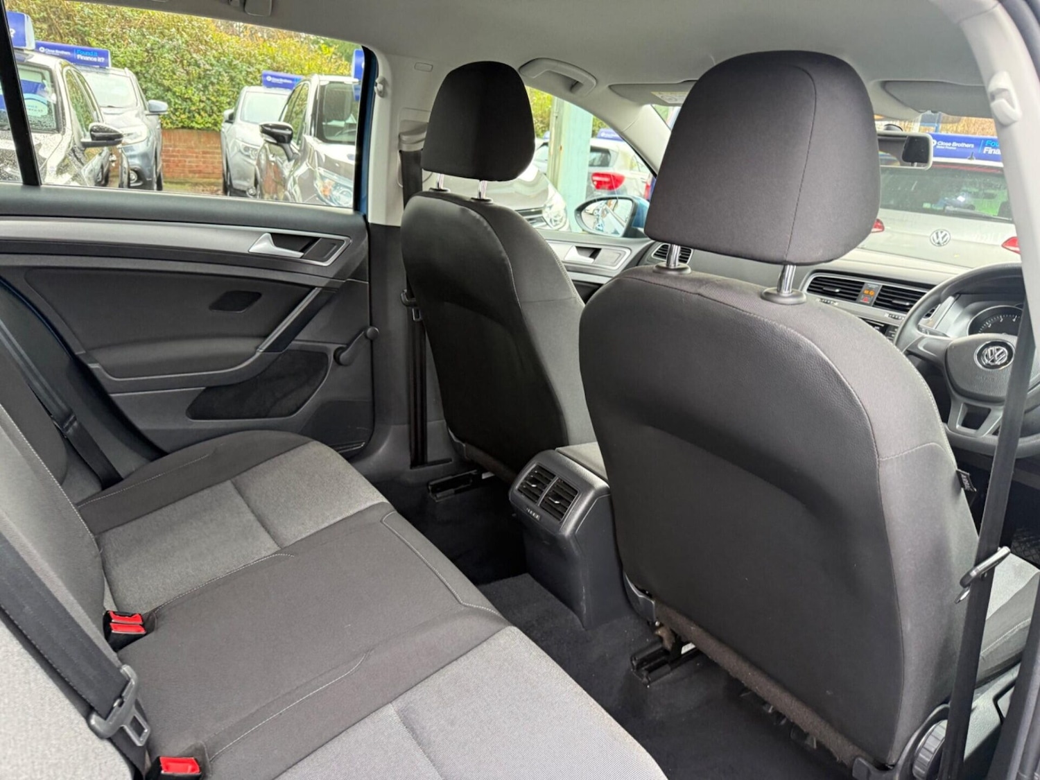 Used Volkswagen Golf 2015 for sale - 77932812: Photo 25