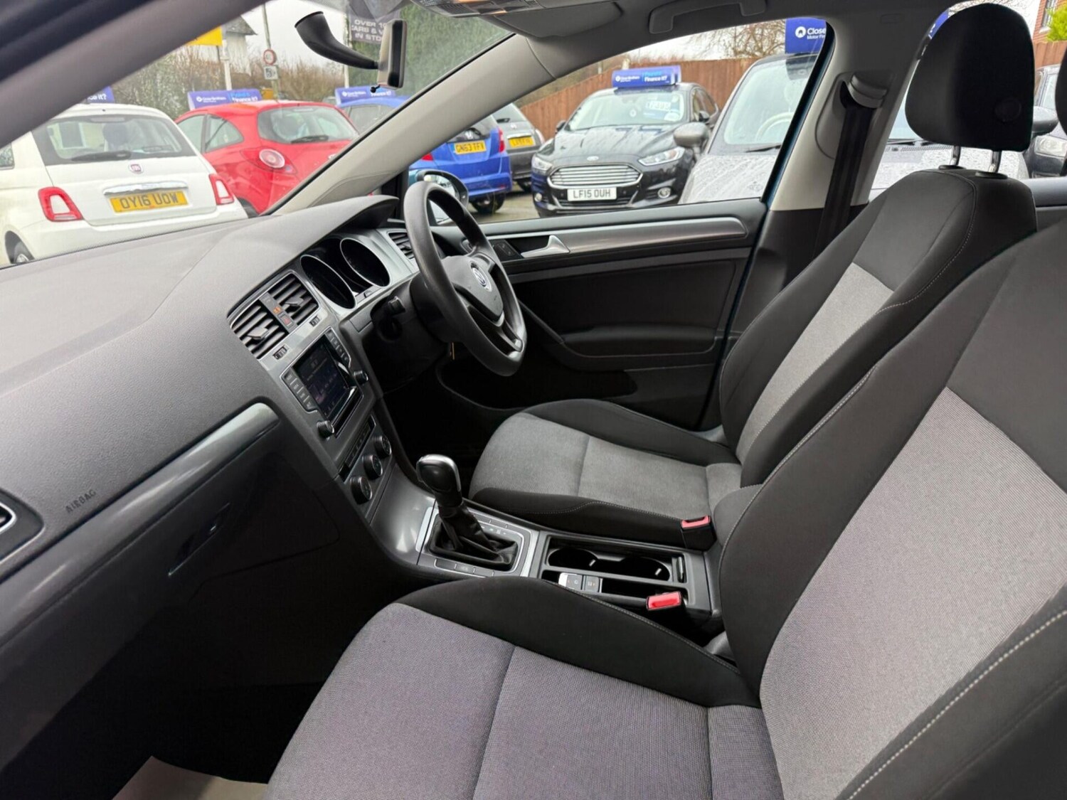 Used Volkswagen Golf 2015 for sale - 77932812: Photo 34