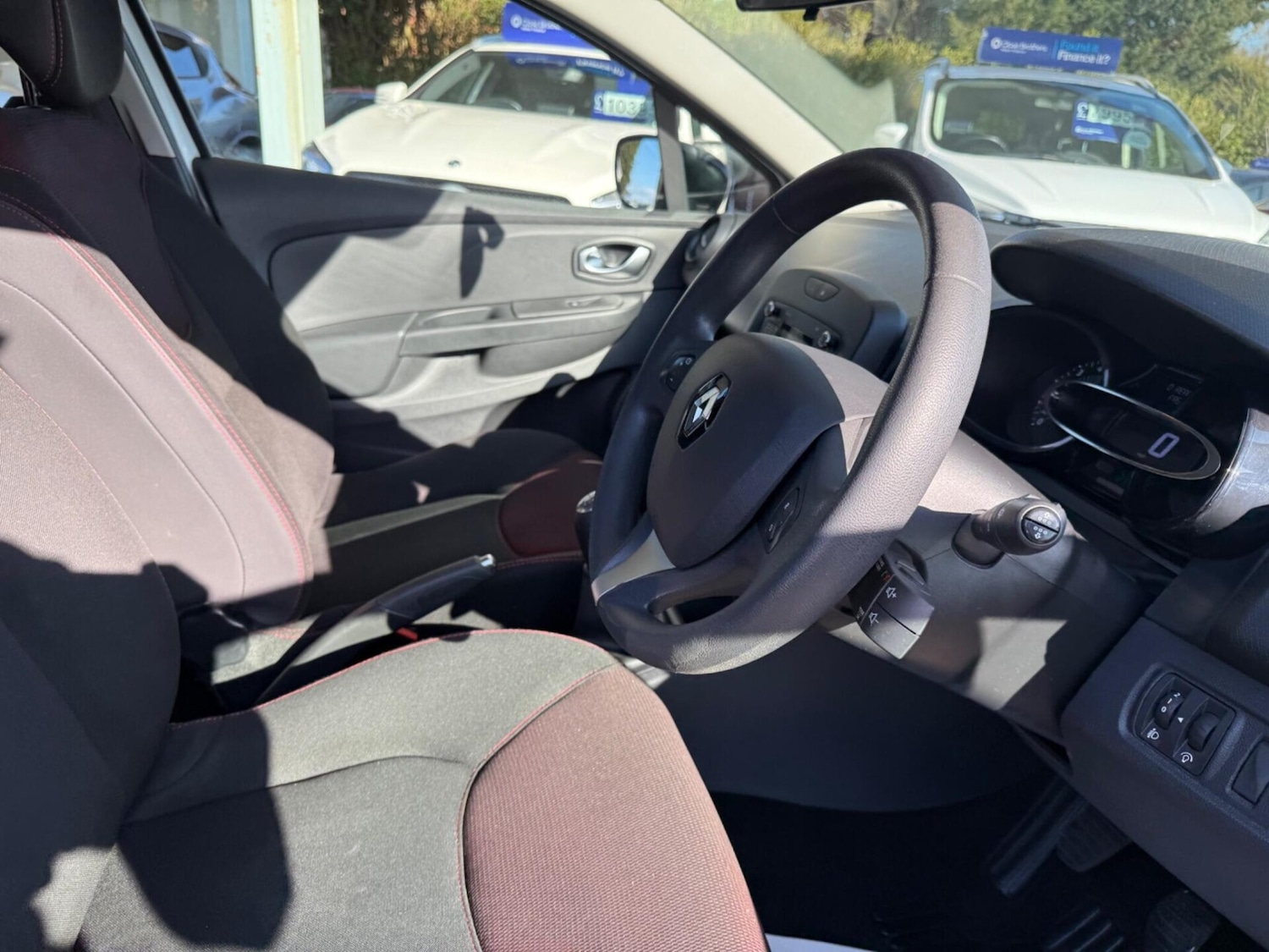 Used Renault Clio 2016 for sale - 78111896: Photo 19