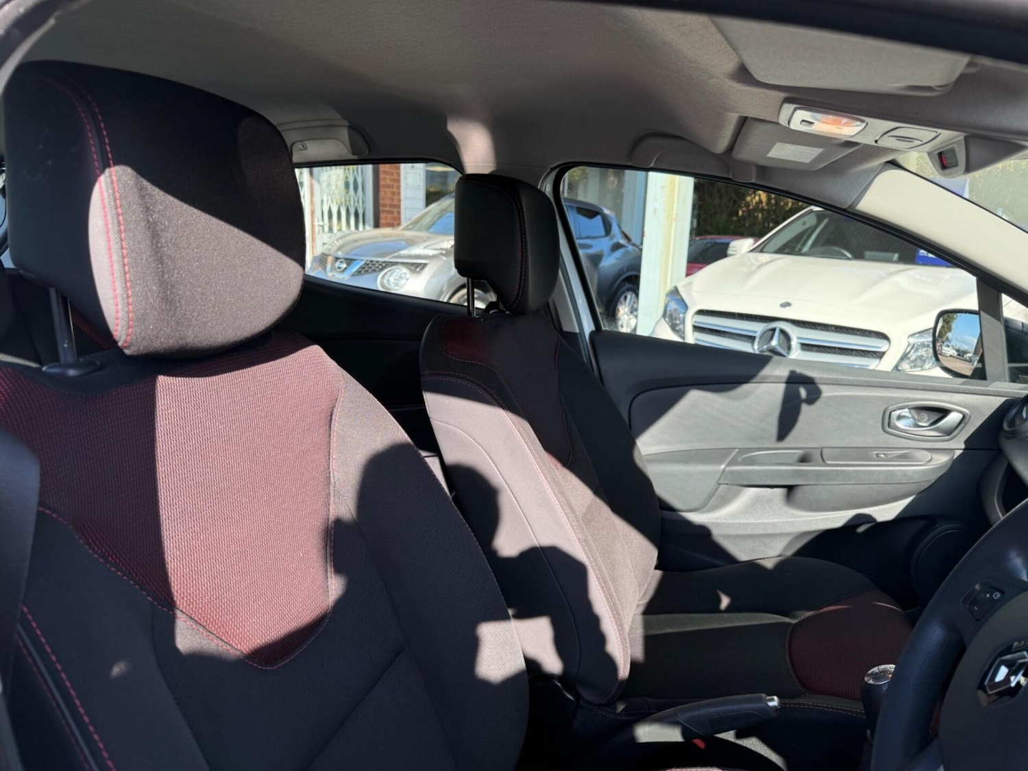 Used Renault Clio 2016 for sale - 78111896: Photo 20