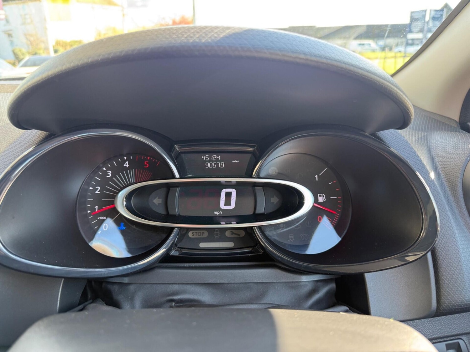 Used Renault Clio 2016 for sale - 78111896: Photo 28