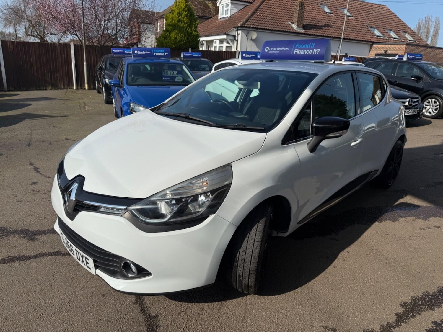 Used Renault Clio 2016 for sale - 77932810: Photo 10
