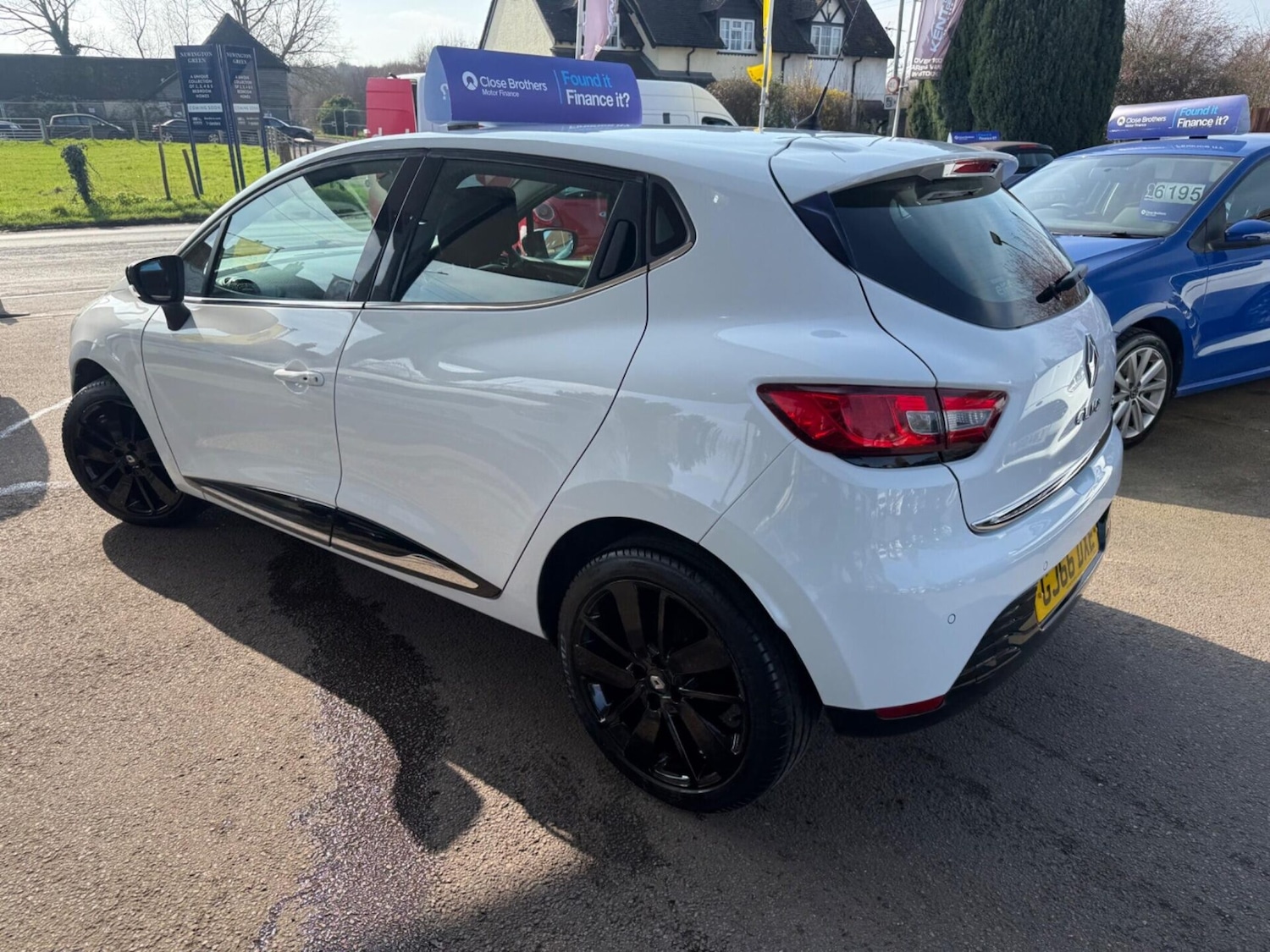 Used Renault Clio 2016 for sale - 77932810: Photo 11