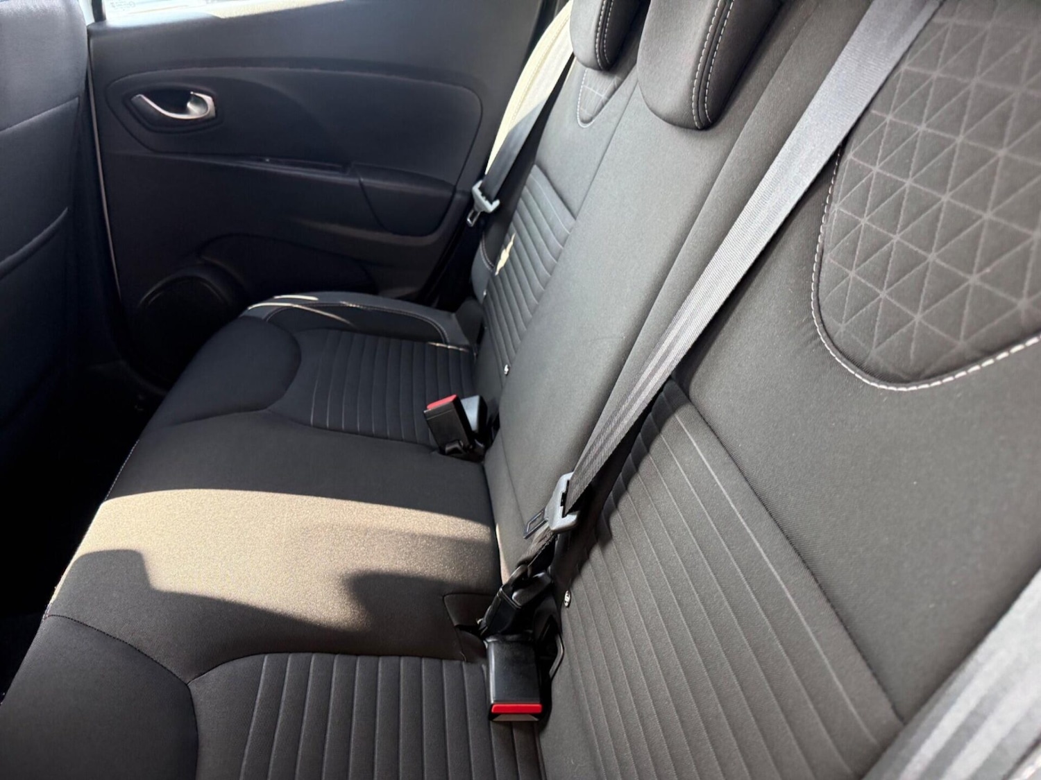 Used Renault Clio 2016 for sale - 77932810: Photo 22