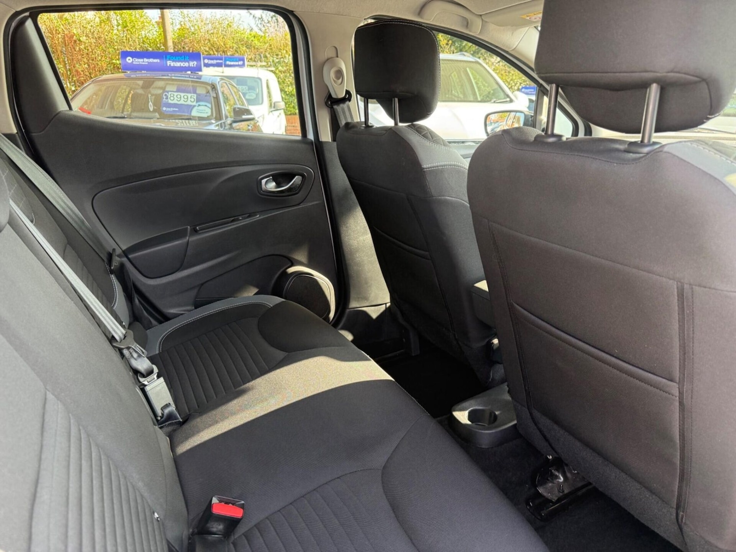 Used Renault Clio 2016 for sale - 77932810: Photo 23