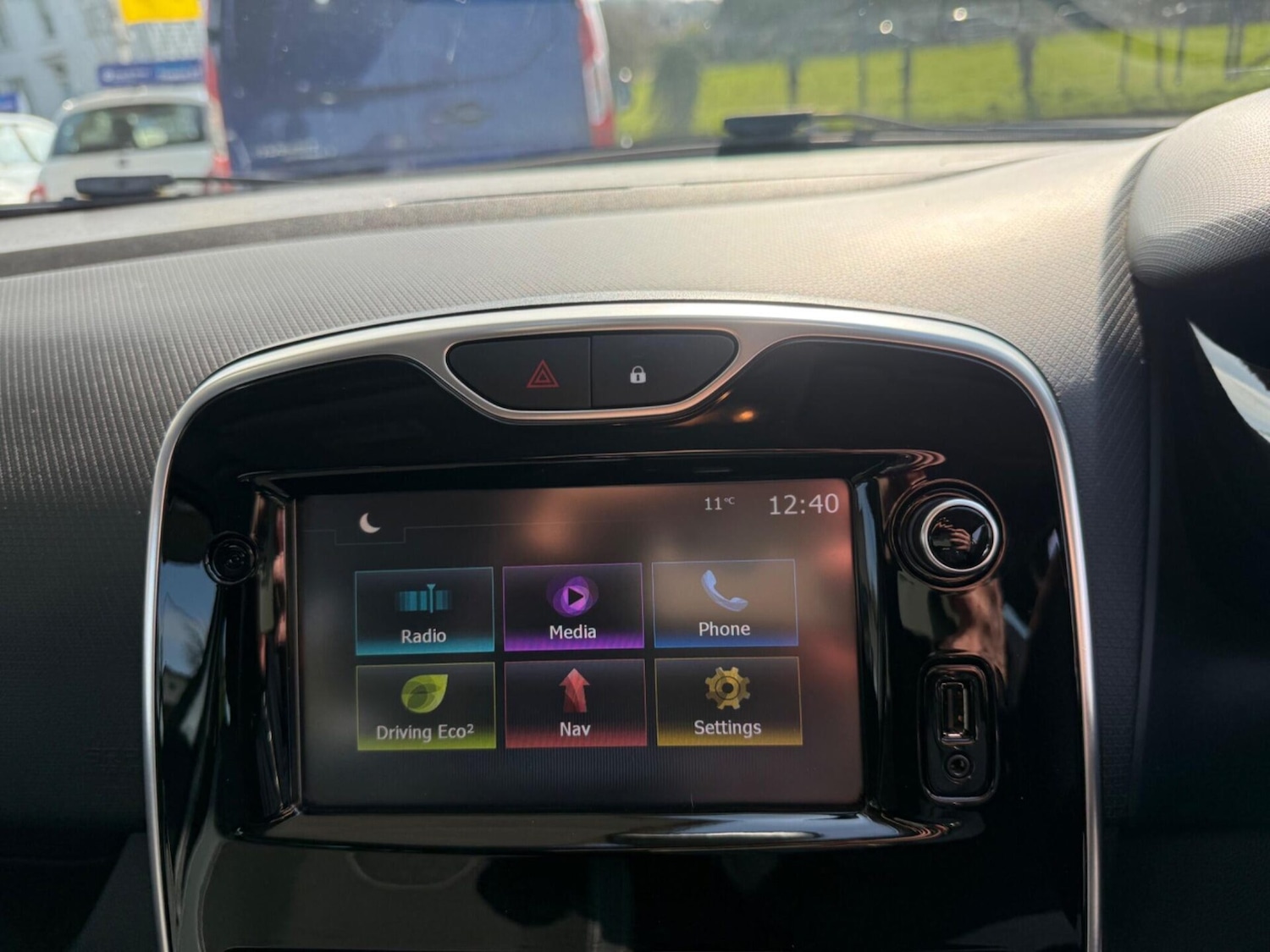 Used Renault Clio 2016 for sale - 77932810: Photo 30