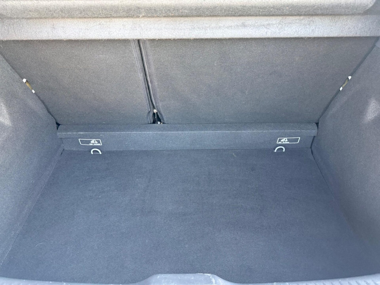 Used Renault Clio 2016 for sale - 77932810: Photo 34