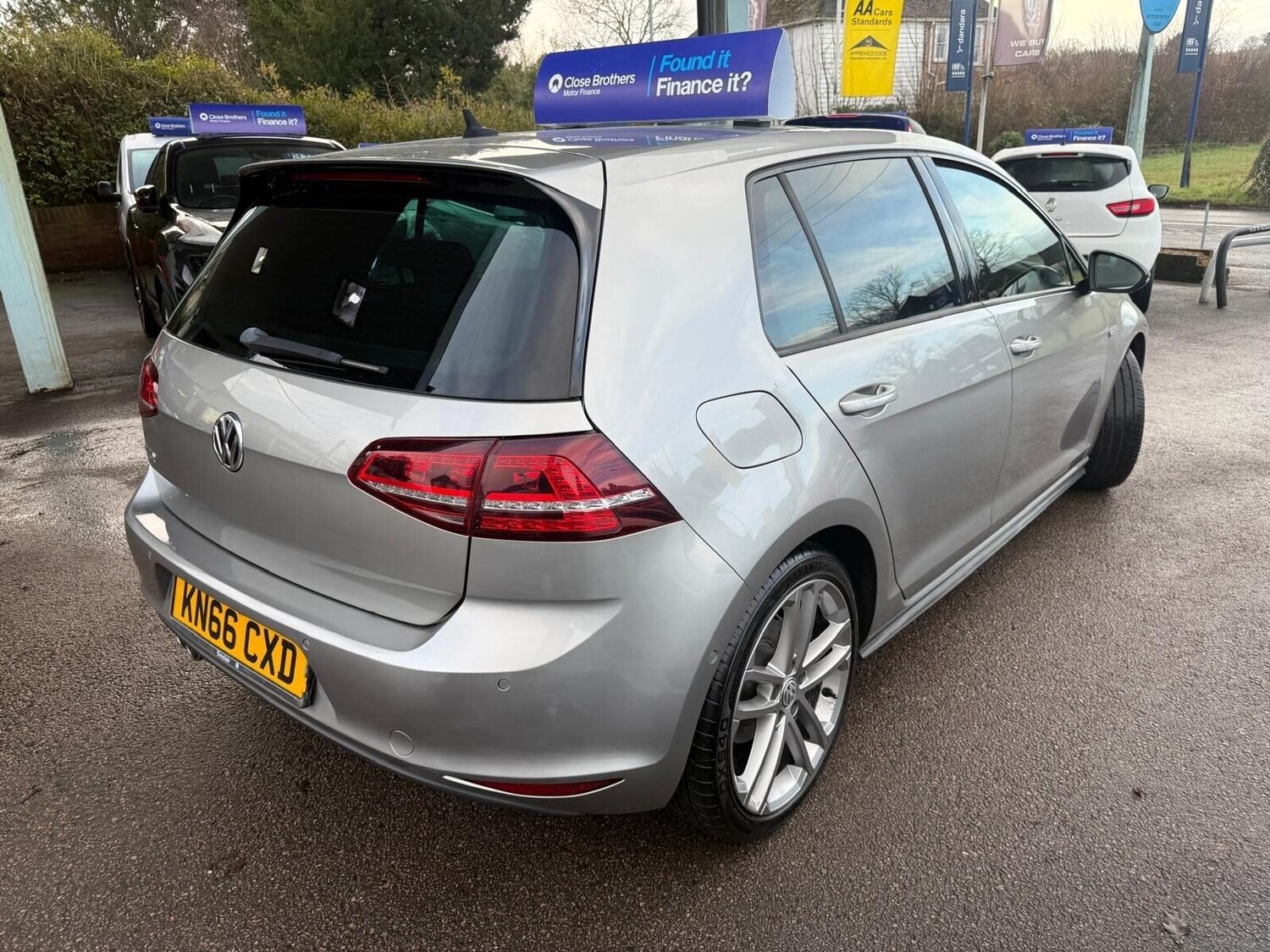 Used Volkswagen Golf 2016 for sale - 77932731: Photo 11