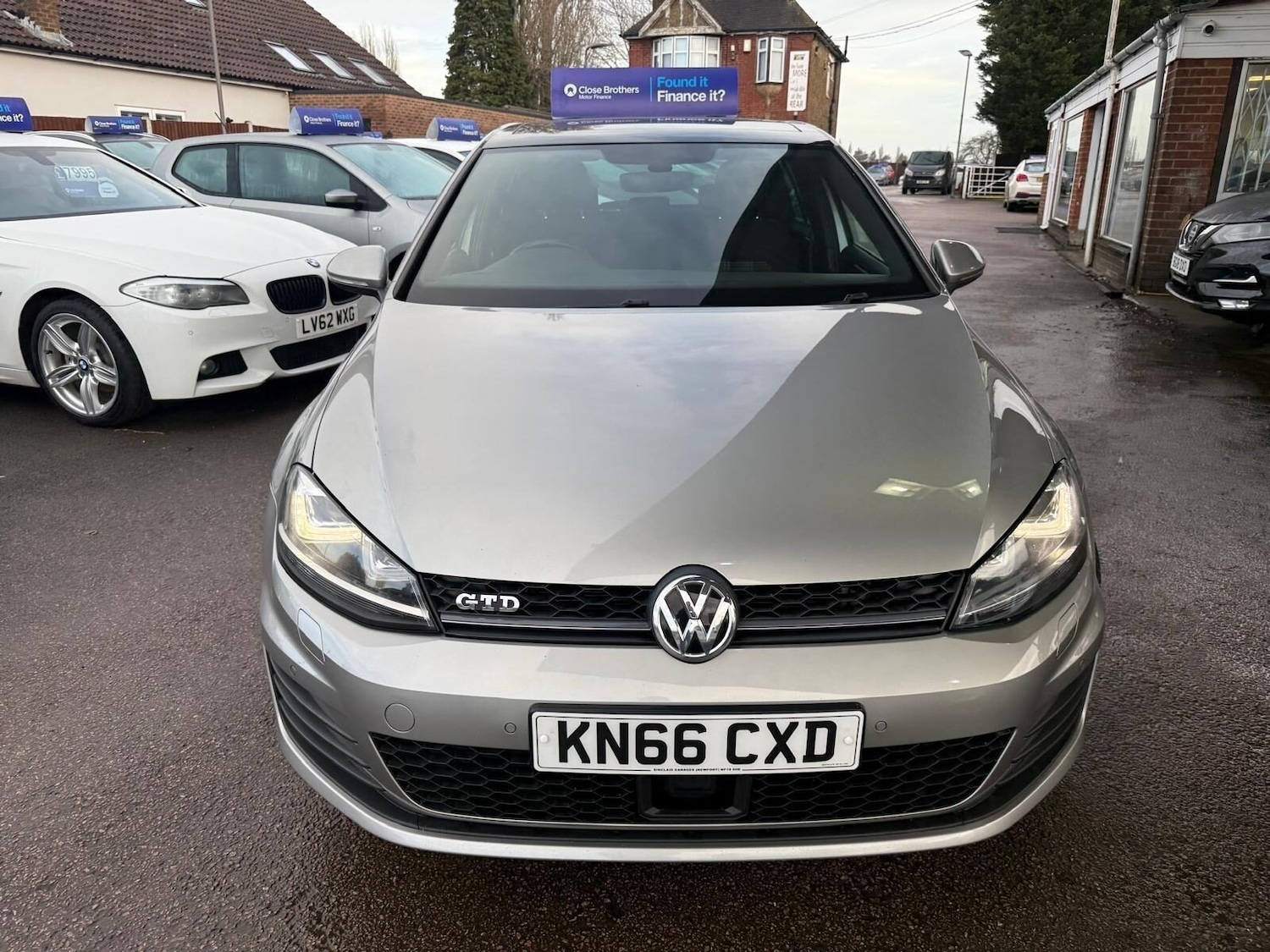 Used Volkswagen Golf 2016 for sale - 77932731: Photo 2