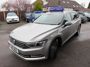 Used Volkswagen Passat 2015 for sale - 77932791: Photo