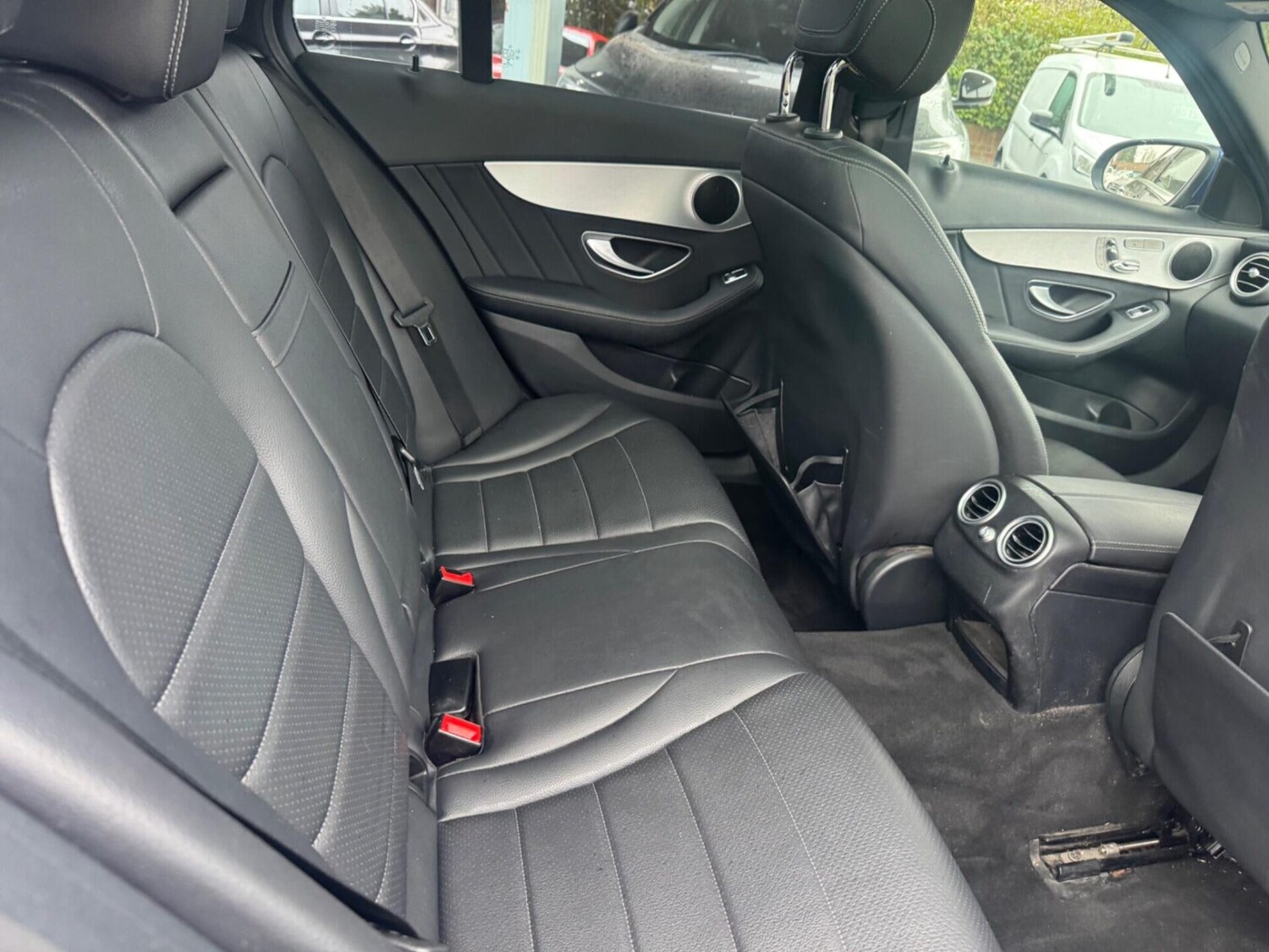 Used Mercedes-Benz C Class 2014 for sale - 77932801: Photo 28